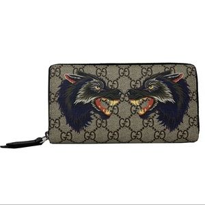 gucci wolf clutch